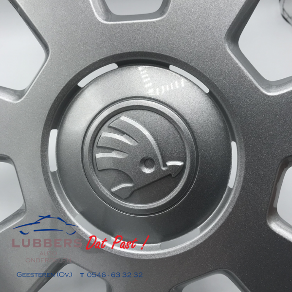 Wieldop Skoda 14 inch 6V0071454 - 6V0601147 Z31 - FLAIR (Origineel set) - Afbeelding 2